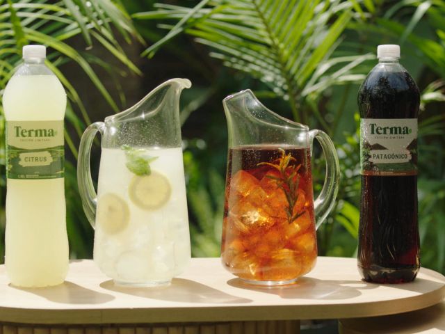 Terma presenta su primera botella 100% reciclada y reciclable